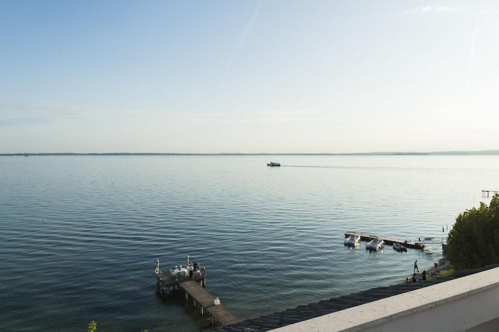 Kriss Internazionale Hotel Bardolino Exterior photo