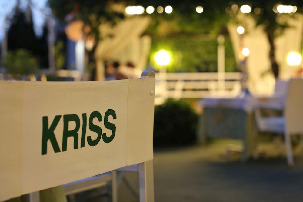Kriss Internazionale Hotel Bardolino Exterior photo